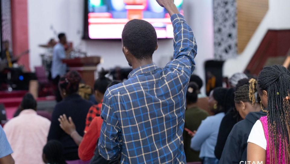 423004120_398586506159295_18113454692366515_n